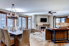 Luxury 3 Bedroom Breckenridge Vacation Rental With Stunning Mountain V