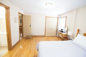 Anna's Bed & Breakfast