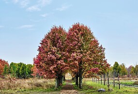 Wildflower Farms, Auberge Collection