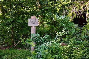 Wildflower Farms, Auberge Collection