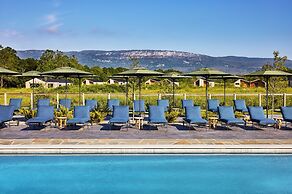 Wildflower Farms, Auberge Collection