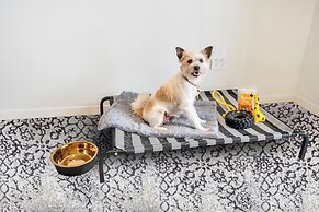 Roomie Apartment Hotel