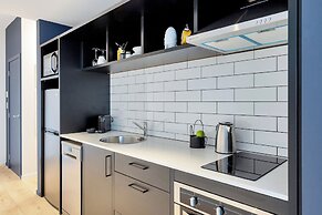 Roomie Apartment Hotel