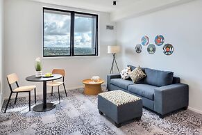 Roomie Apartment Hotel