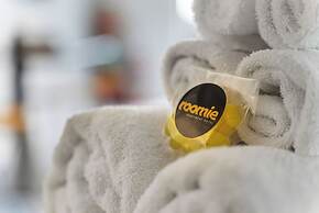 Roomie Apartment Hotel