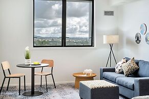 Roomie Apartment Hotel