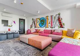 Roomie Apartment Hotel