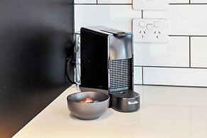 Roomie Apartment Hotel