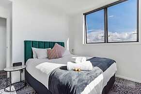 Roomie Apartment Hotel