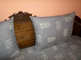 Santorious Spacious Apartment