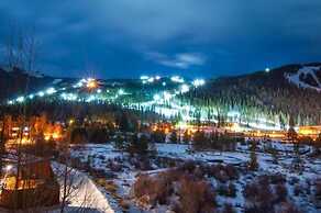 1 Bedroom Mountain Condo in River Run Village With Expansive Mountain 
