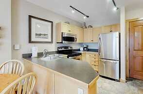 1 Bedroom Mountain Condo in River Run Village With Expansive Mountain 