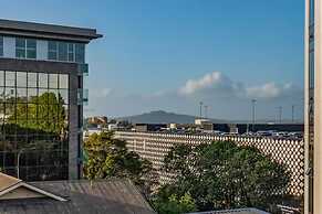 Premium Brand New Central Apt - Carpark