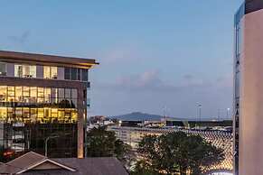 Premium Brand New Central Apt - Carpark