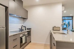 Premium Brand New Central Apt - Carpark