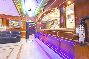 OYO 124 Al Salam Palace Hotel