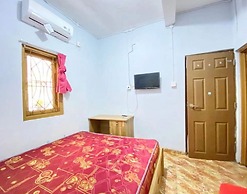 SPOT ON 91343 Kartika Guest House SyariahNearPantai Stres