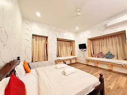 Wonbin Safari Hotel