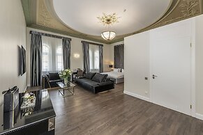 St.Palace hotel