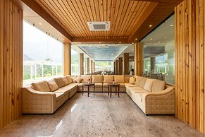 Bhotekoshi Heli Resort and Spa