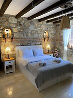 Ionia Liberty Stone Hotel