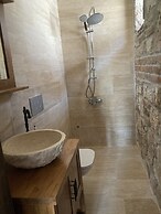 Ionia Liberty Stone Hotel