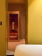 Heavens Hotel