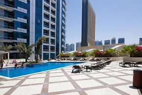 Stunning Apartment w Dubai Marina View