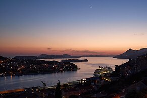 Hedera Estate, Hedera A28