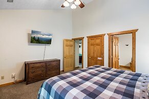 Whitetail Cabin 2 Bedroom Cabin by RedAwning