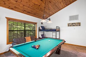 Whitetail Cabin 2 Bedroom Cabin by RedAwning