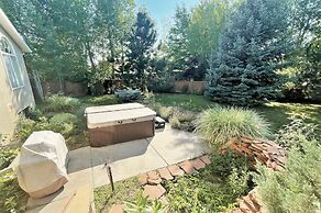 Sweetbriar Home 8 Bedroom Home by RedAwning