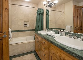 Market Square 306 2 Bedroom Condo by RedAwning