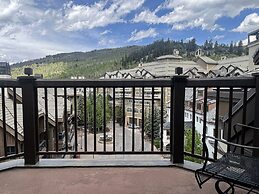 Market Square 306 2 Bedroom Condo by RedAwning