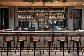 Hotel West & Main Conshohocken Philadelphia, Tapestry Collection