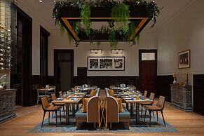 Hotel West & Main Conshohocken Philadelphia, Tapestry Collection