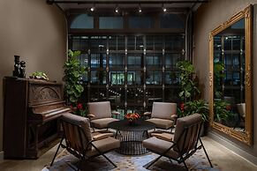 Hotel West & Main Conshohocken Philadelphia, Tapestry Collection