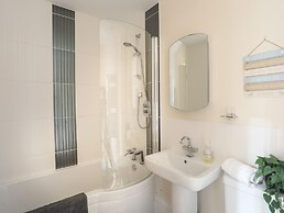 4 Pen Llanw Tides Reach