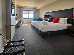 Signatures on the Esplanade Darwin