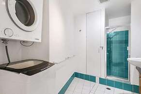 Spacious 1 Bedroom Apartment in Teneriffe, Brisbane