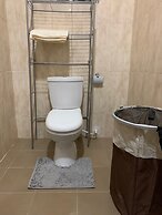 Entire Cozy 2-bedroom House Plus Free Car Use
