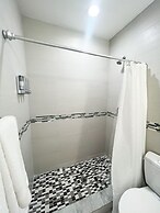 The Pearl Beachside Apartments on Hollywood Beach Broadwalk