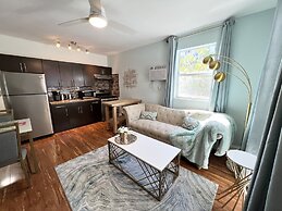 The Pearl Beachside Apartments on Hollywood Beach Broadwalk