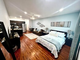 The Pearl Beachside Apartments on Hollywood Beach Broadwalk