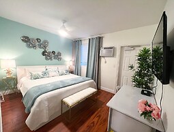 The Pearl Beachside Apartments on Hollywood Beach Broadwalk