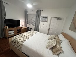 The Pearl Beachside Apartments on Hollywood Beach Broadwalk