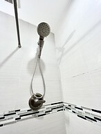 The Pearl Beachside Apartments on Hollywood Beach Broadwalk