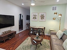 The Pearl Beachside Apartments on Hollywood Beach Broadwalk