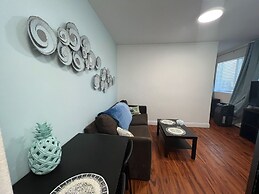 The Pearl Beachside Apartments on Hollywood Beach Broadwalk