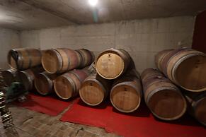 Dessera Vineyards Hotel